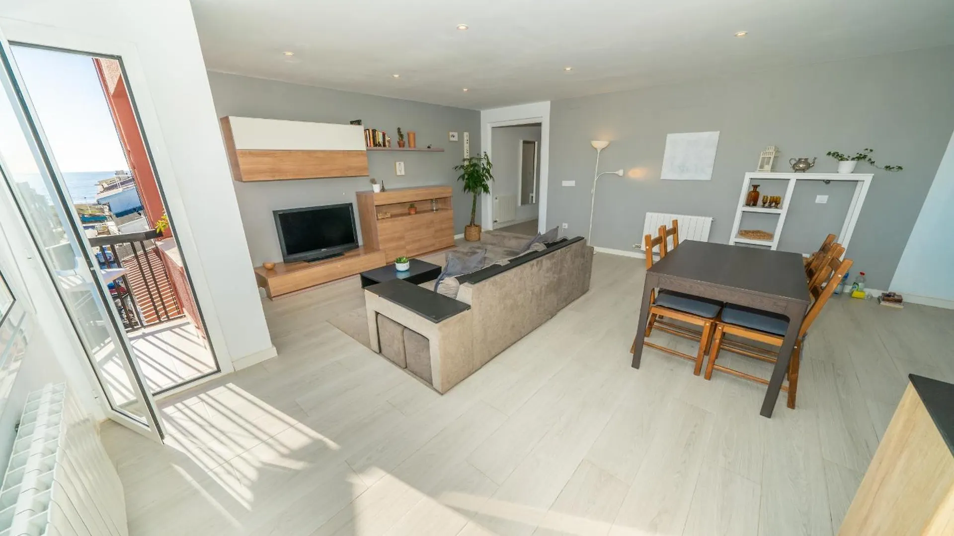 Apartment Homeholidaysrentals Oportunity - Costa Barcelona Pineda de Mar