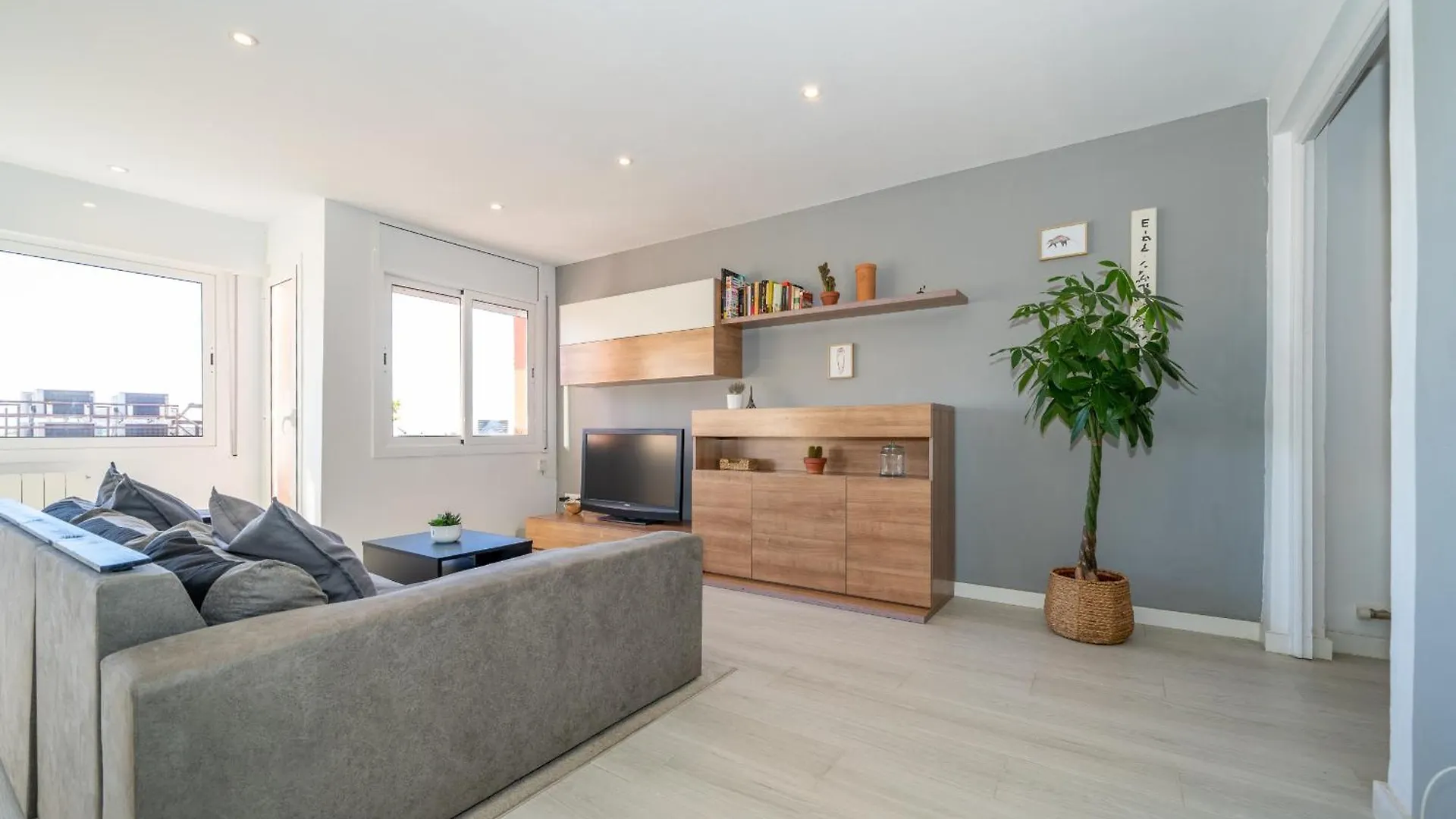 Homeholidaysrentals Oportunity - Costa Barcelona Pineda de Mar 0*,