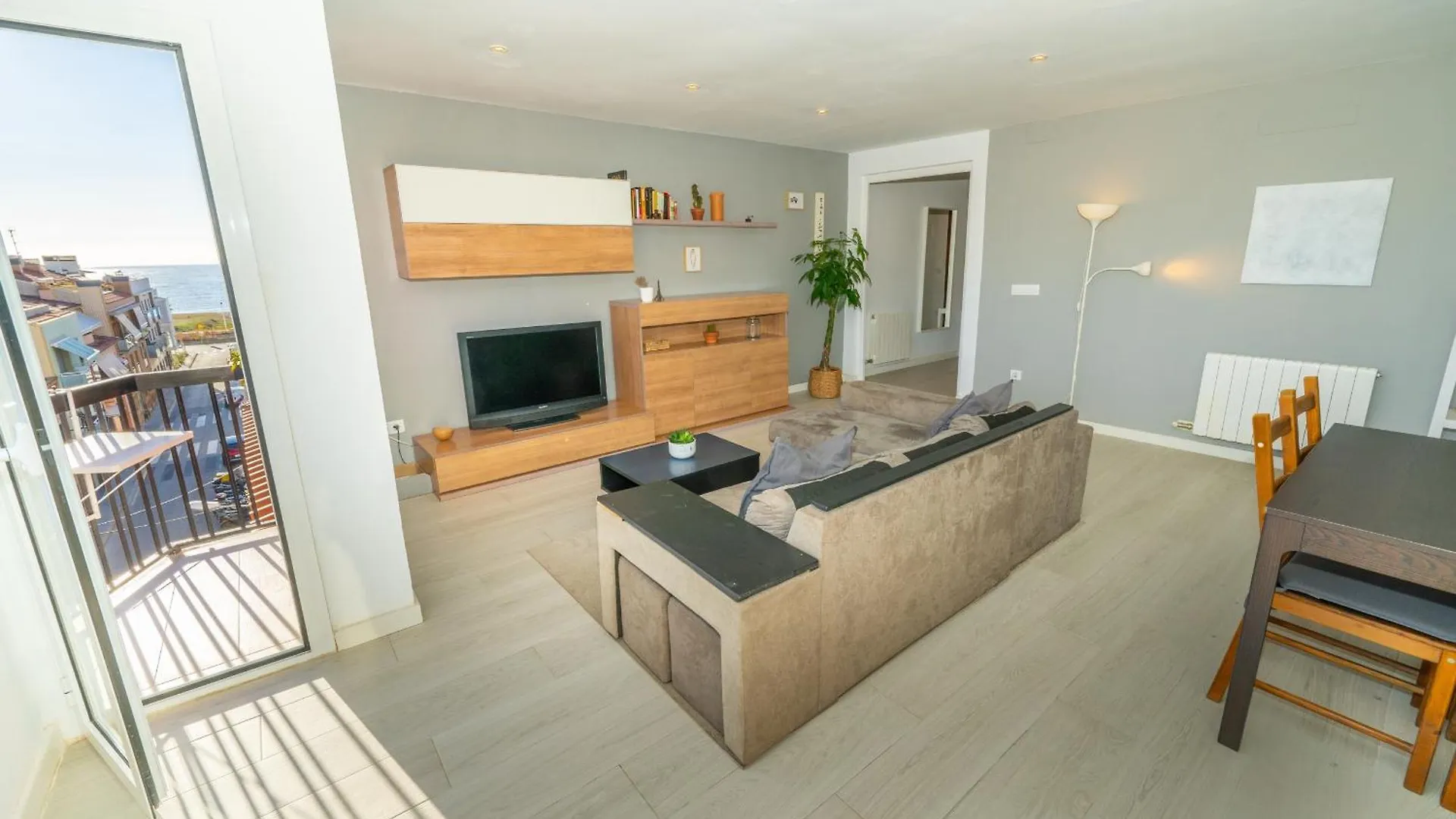 Apartment Homeholidaysrentals Oportunity - Costa Barcelona Pineda de Mar