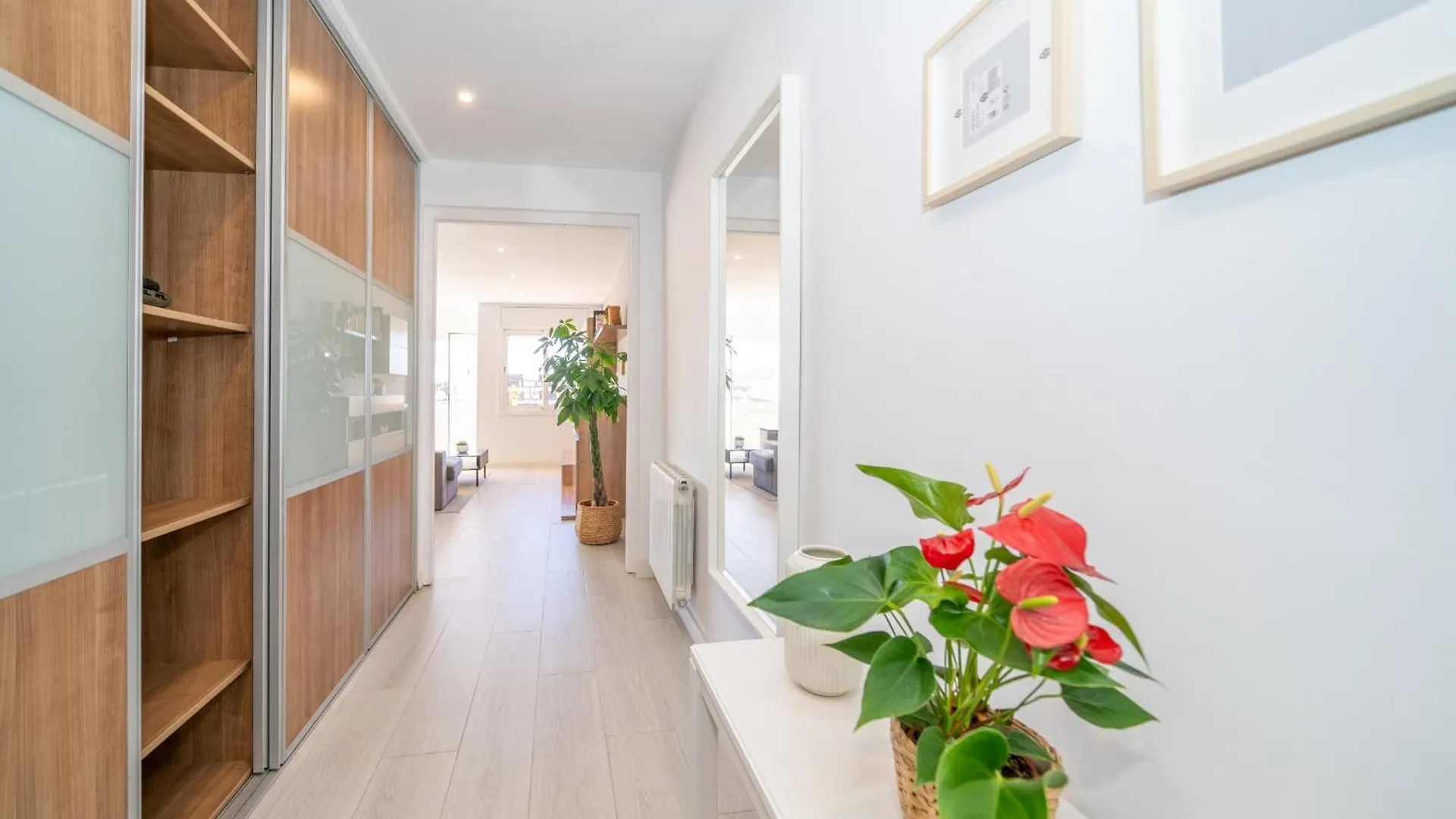 Homeholidaysrentals Oportunity - Costa Barcelona Pineda de Mar Apartment